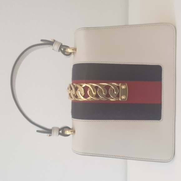 Host pick 💎 Price slashed Gucci sylvie mini handbag 👜 - Picture 5 of 12